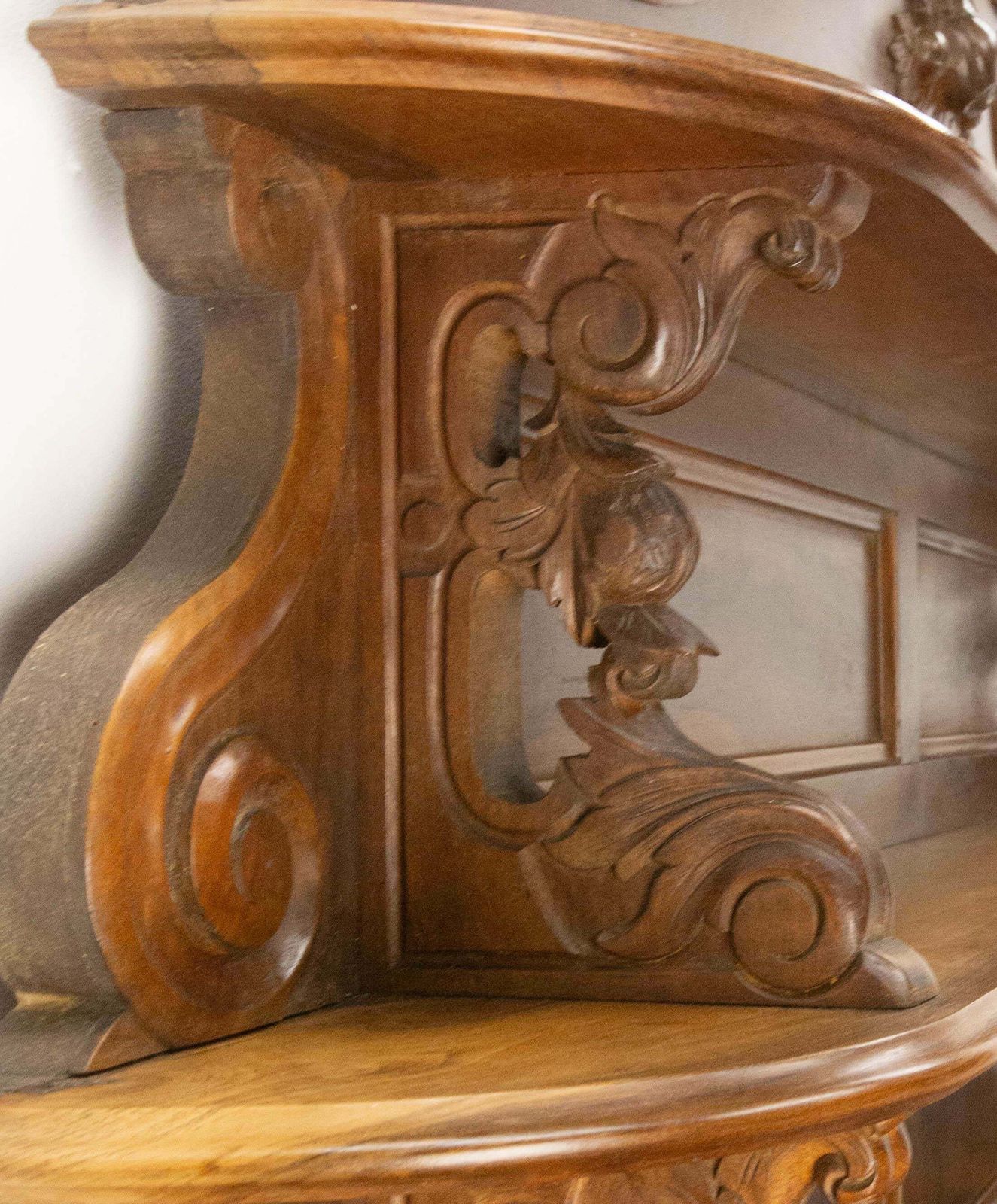 4800.0 19th Century Walnut Buffet Louis Philippe Deux Corps, France photo