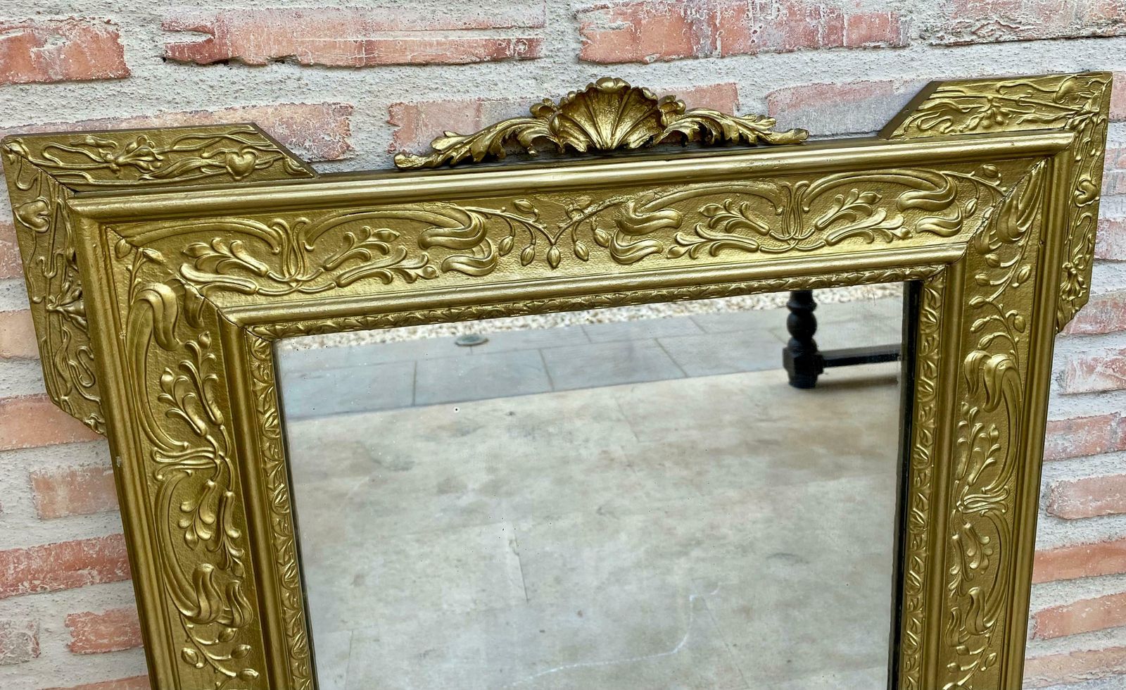Miroir rectangulaire en bois sculpté à la main doré, 1960 photo vinterior