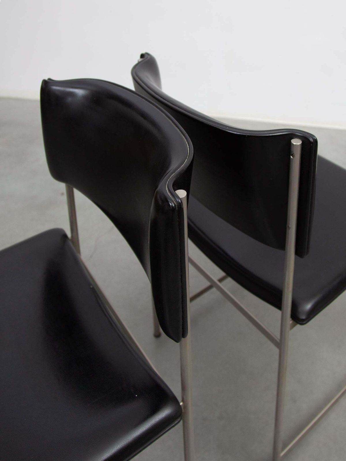 Cees Braakman For Pastoe Set Of Six Sm08 Dining Chairs In Black Leather. photo vintage