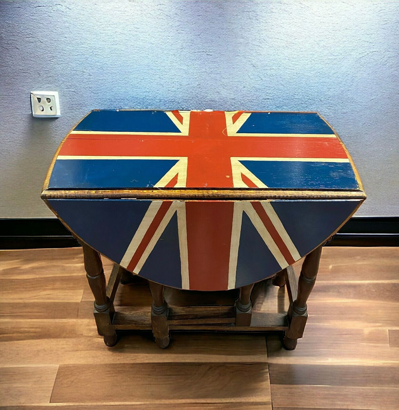 Antique Oak Drop Leaf Table / Union Jack Decor / Made In England Circa 1900 photo vinterior