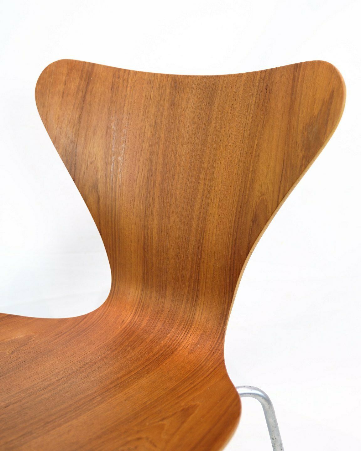 photo buy Set Of 4 Seven Chairs In Teak By Arne Jacobsen For Fritz Hansen From 1960s