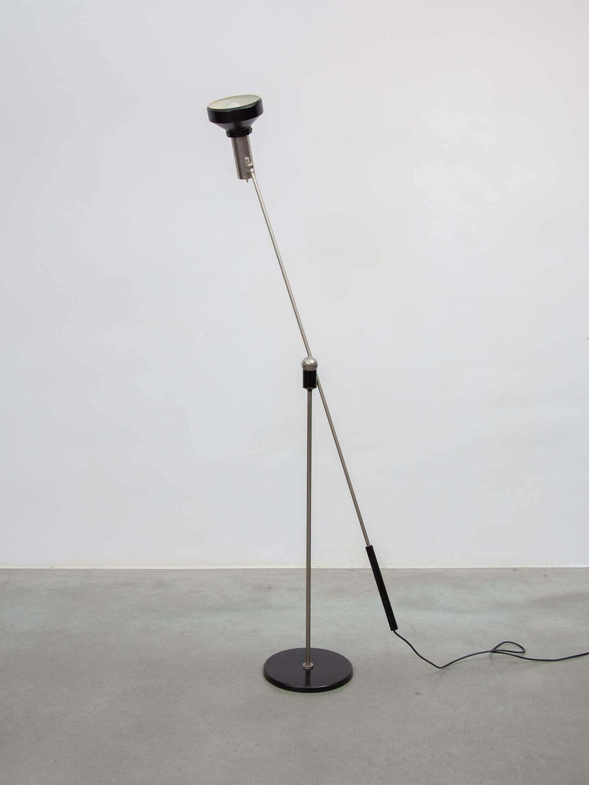 Rare Magneto Floor Lamp Designed By H Fillekes For Artiforte 1956 Holland photo furniture