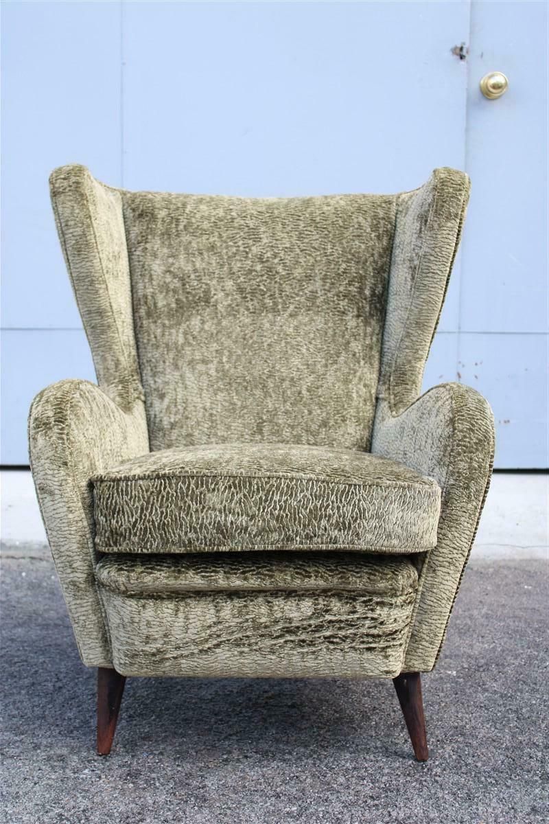 Mid Century Italian Armchair In Green Velvet With Wooden Feet Gio Pont Style photo vintage