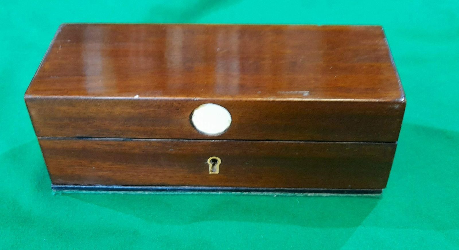 Antique Billiards Ball Box & Balls photo furniture