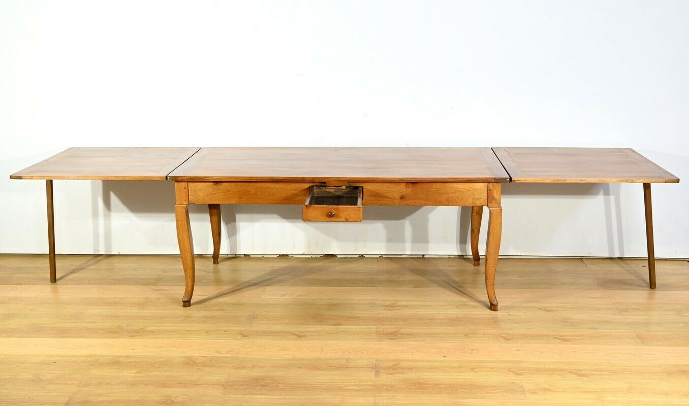 Regional Cherry Wood Table, Louis XV Style – Mid 19th Century photo vintage