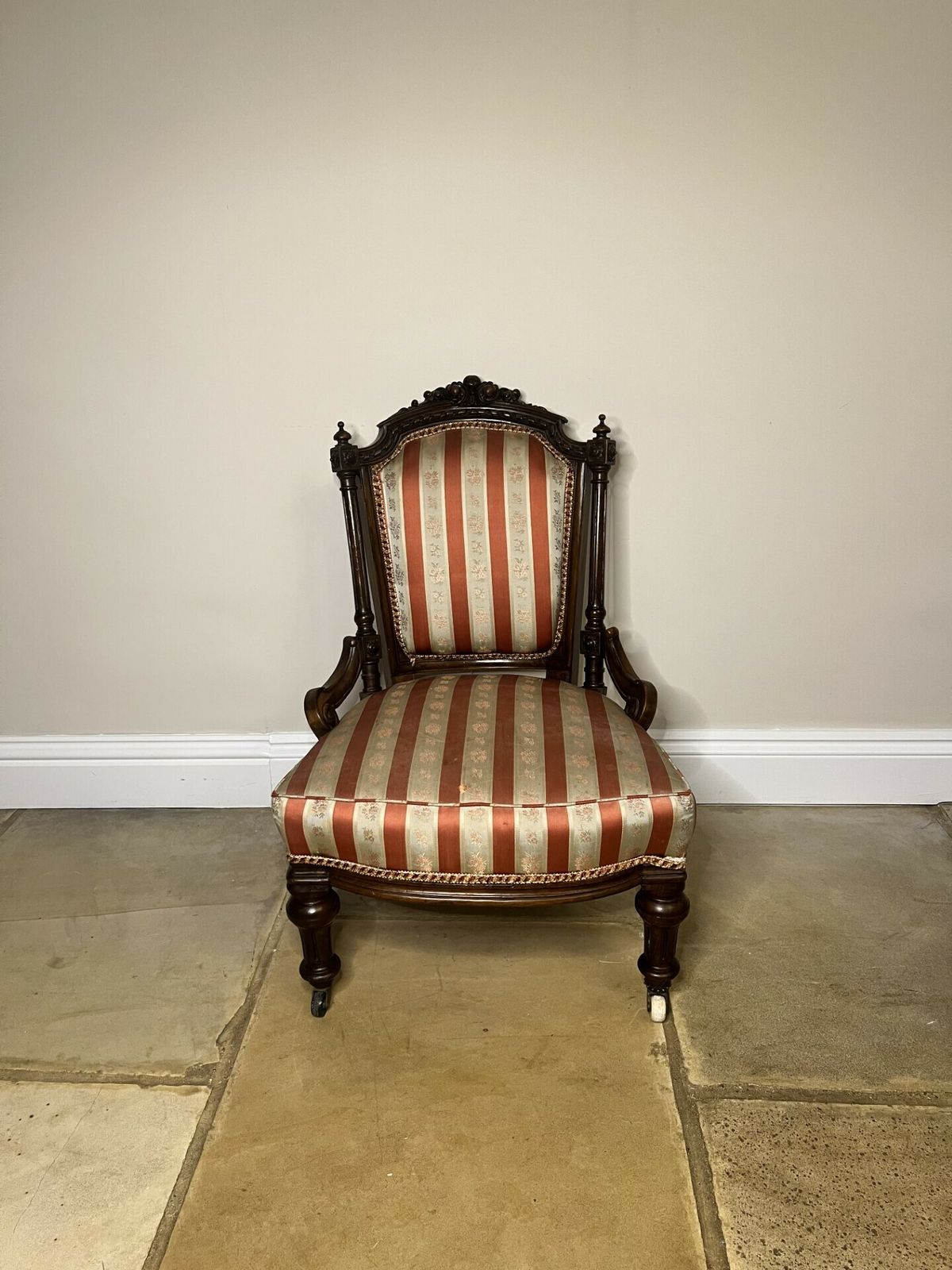 Stunning Victorian Quality Carved Walnut Ladies Chair photo furniture