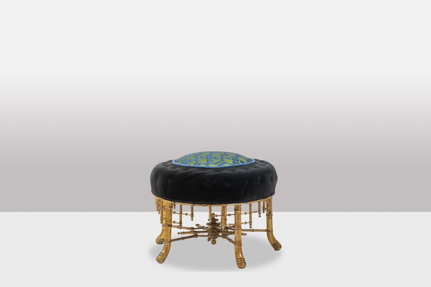 Pouf In Gilded Wood In Imitation Of Bamboo. Circa 1880. photo vinterior