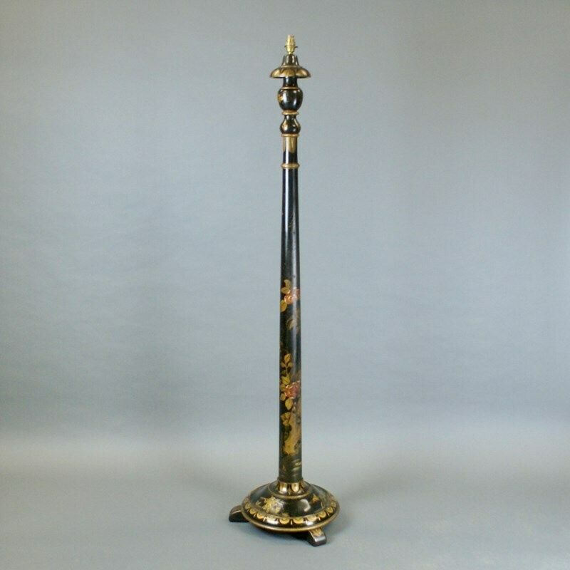 A Decorative Chinoiserie Standard Lamp photo 825.0