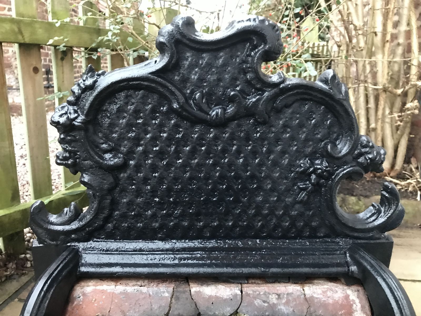 Antique Cast Iron Fire photo 400.0