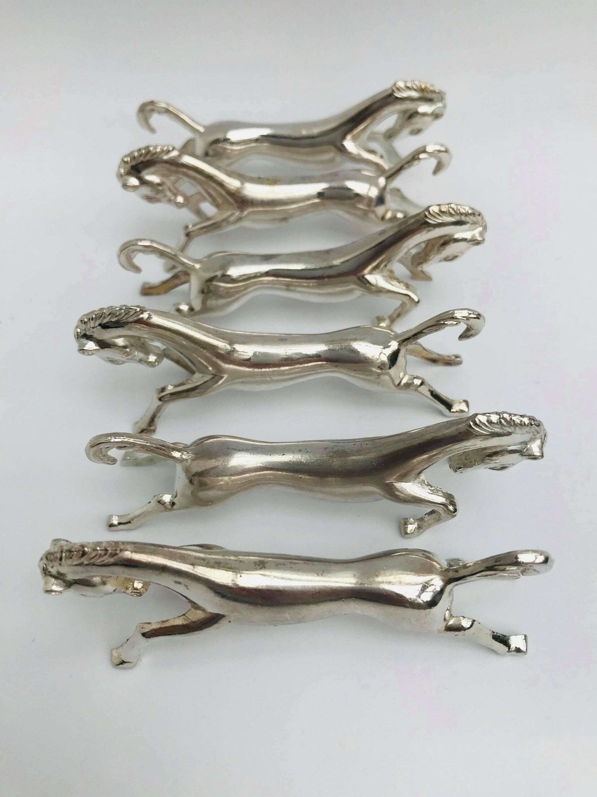 Knife Reste Knife Holders Horses Silver Plated Metal Set Of 6 Dinner Table Equestrian Decor Horse Lovers Elegant Table photo vinterior