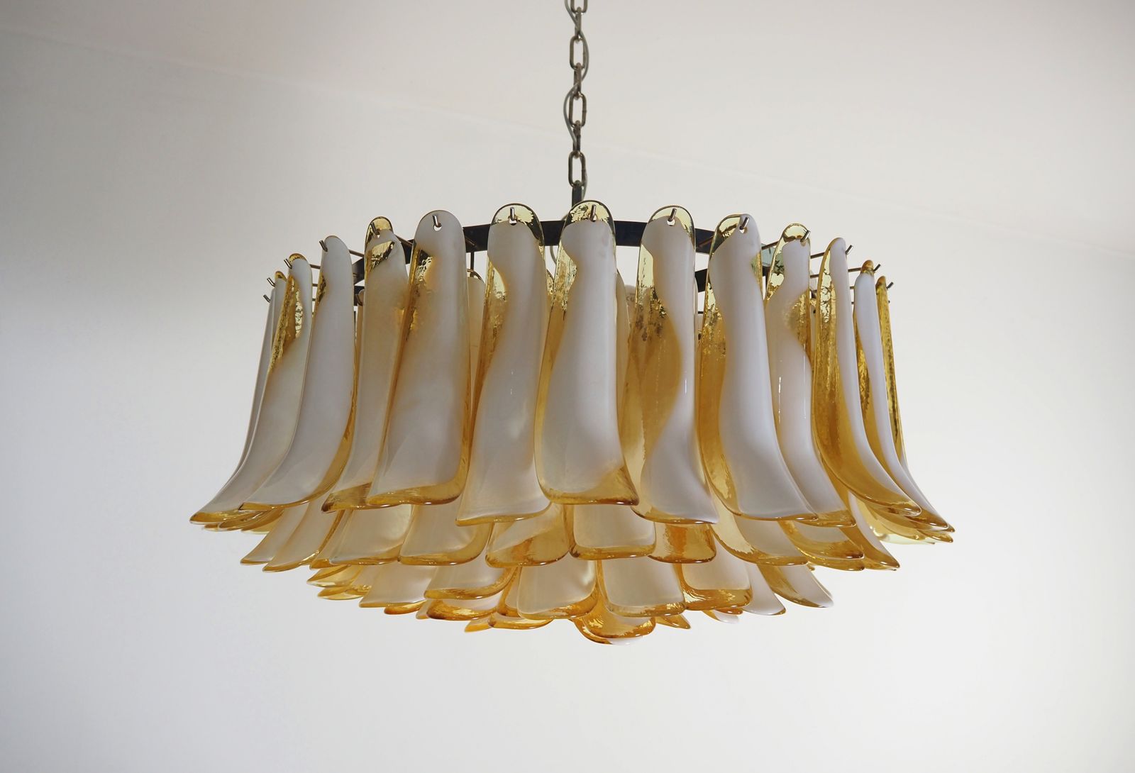 photo vinterior Large Murano Glass Chandelier  101 Caramel Lattimo Glass Petal