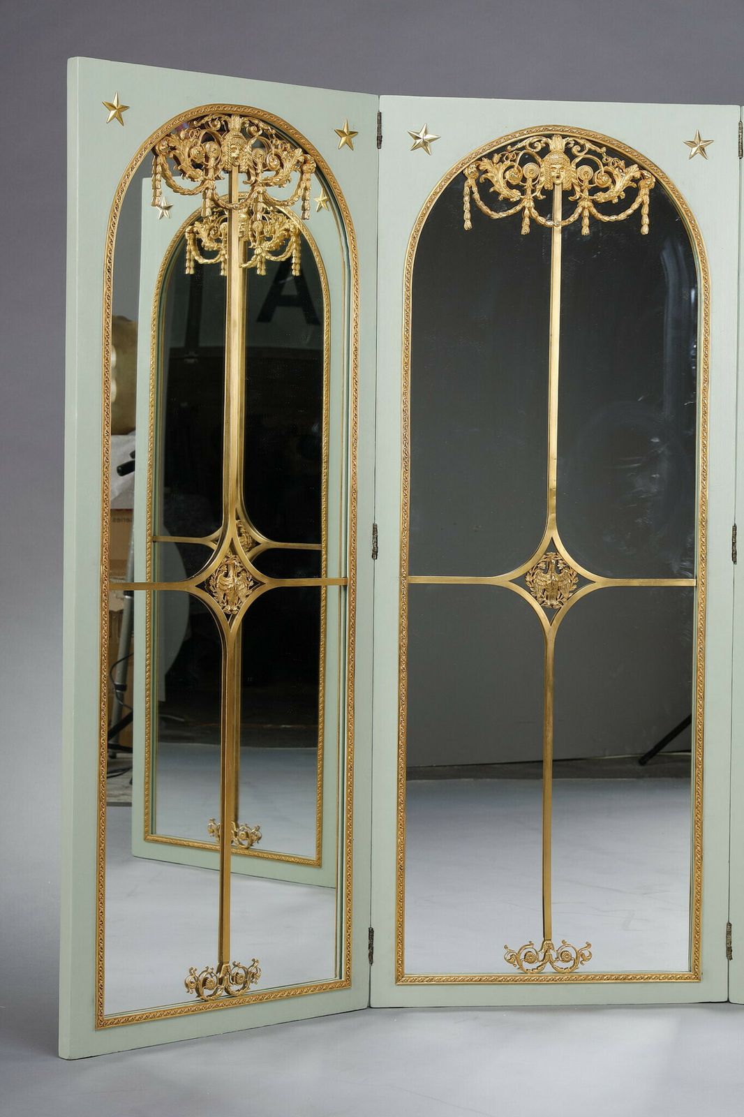 Mirror Screen In Lacquered Wood With Gilt Bronze Frame photo furniture
