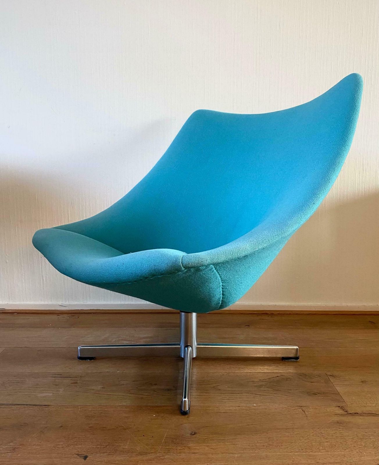The Large And Rare Artifort Version Oyster Chair By Pierre Paulin, 1960s photo Furniture