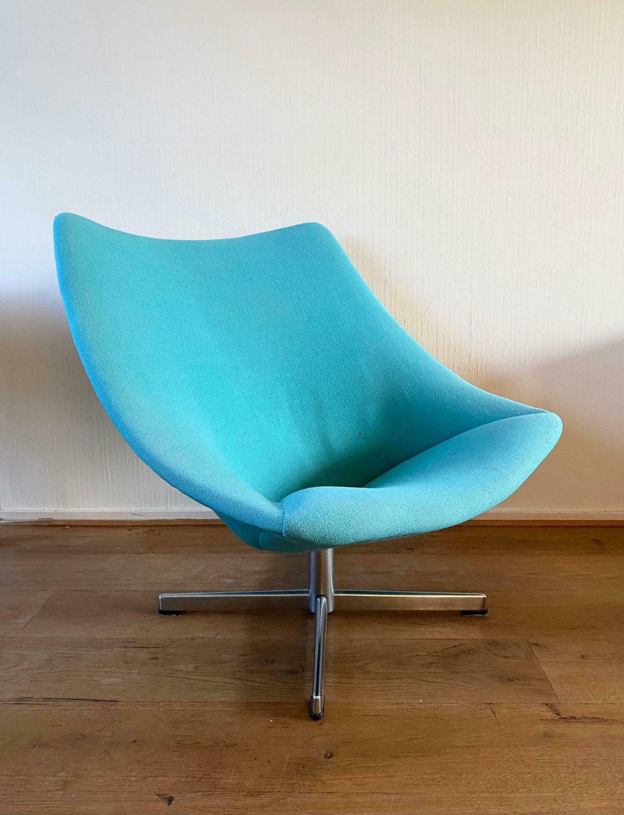 The Large And Rare Artifort Version Oyster Chair By Pierre Paulin, 1960s photo vintage