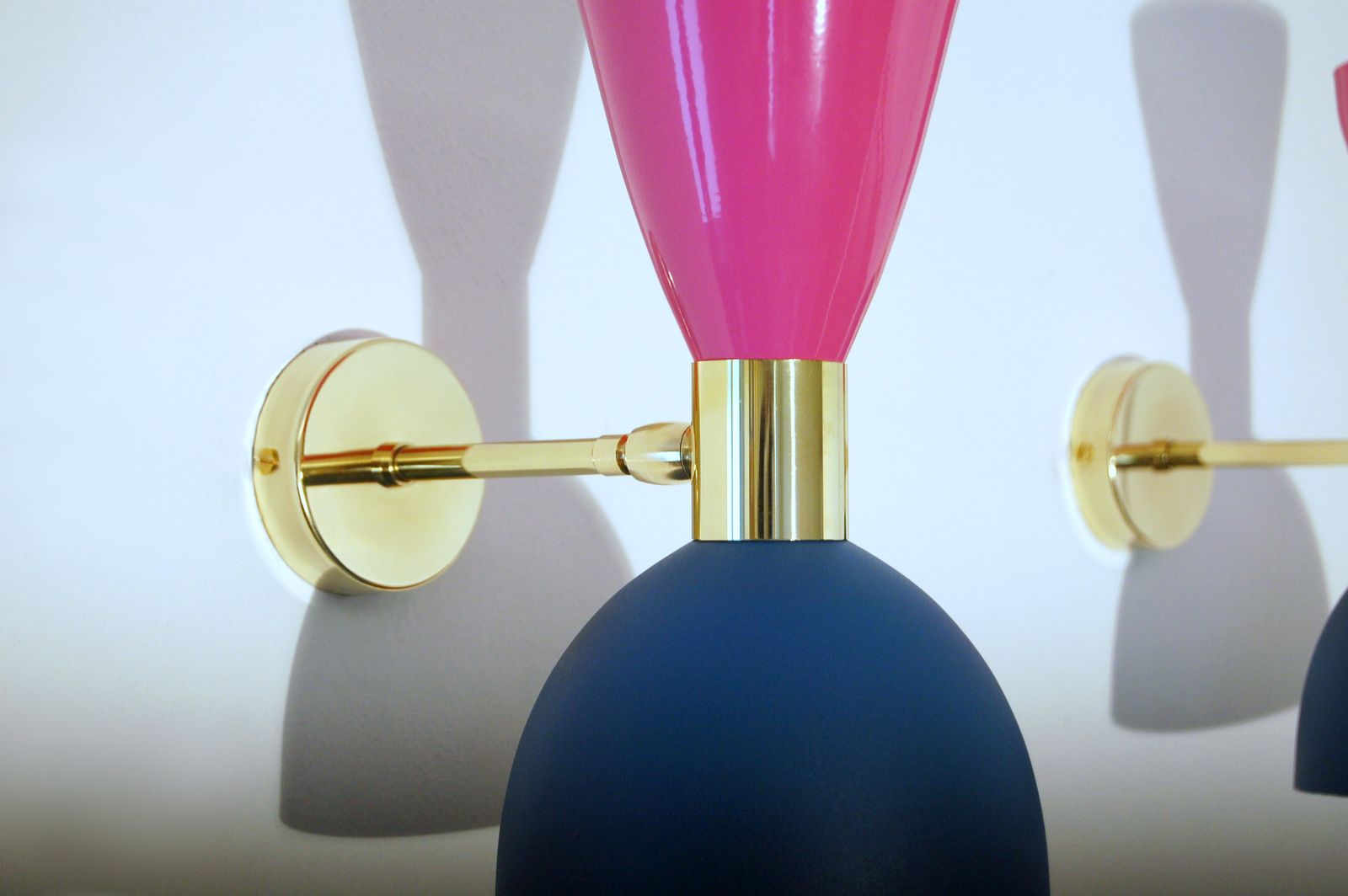 Pair Of Wall Lamp Metal And Brass, Pink / Blue Opaque   Style '50 photo vinterior