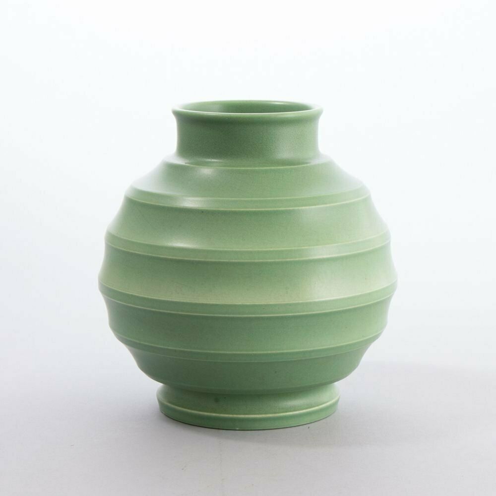 Art Deco Keith Murray For Wedgwood Matt Green Glazed Large Bomb Vase C.1930