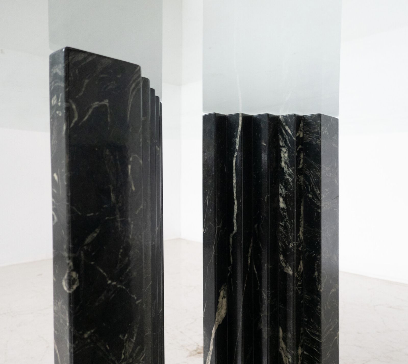 Mid Century Modern Dining Table By Carlo Scarpa, Marble And Glass, Italy, 1960s photo Furniture