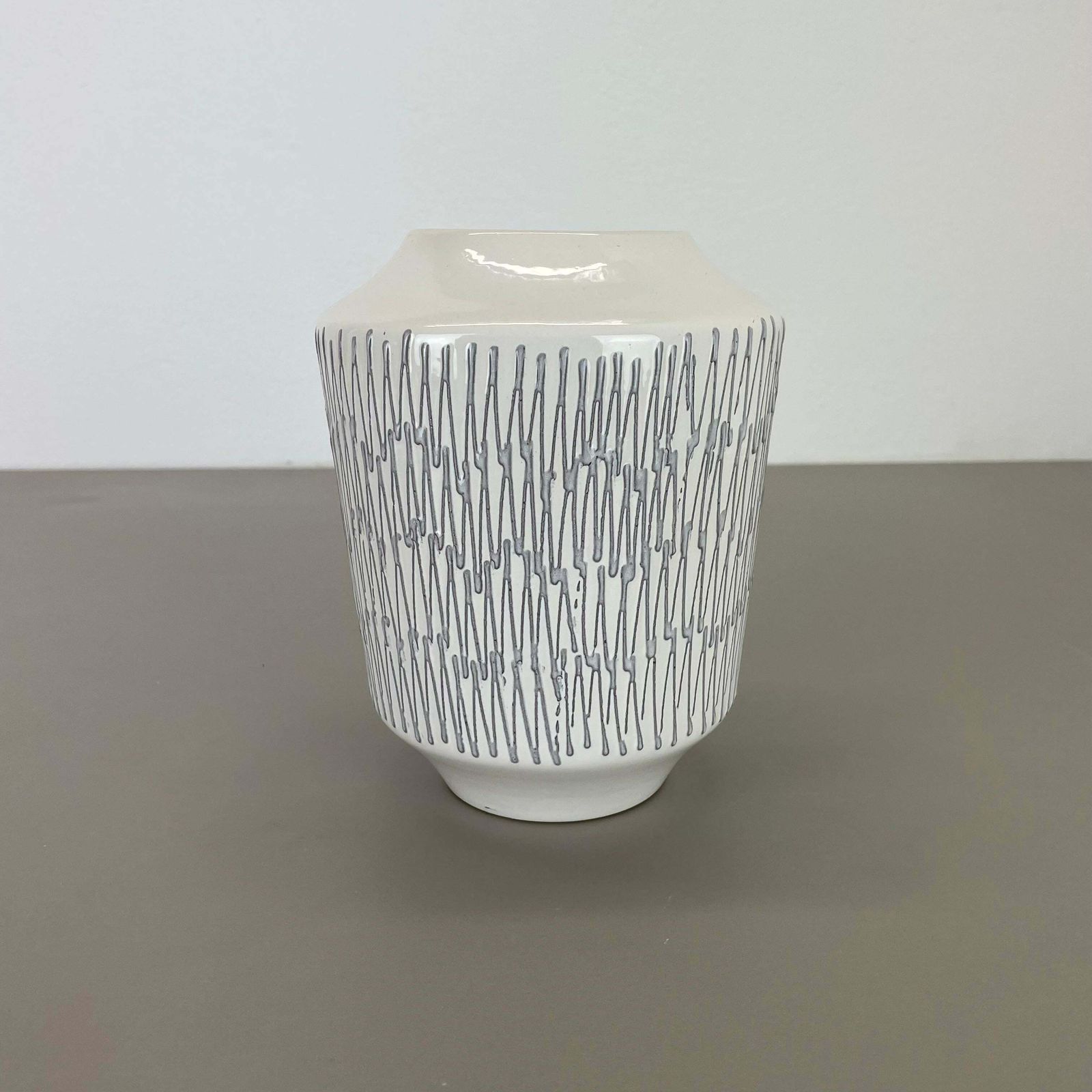 photo buy Rare White Zig Zag Fat Lava Ceramic Vases By Ilkra Ceramics, Germany 1970s