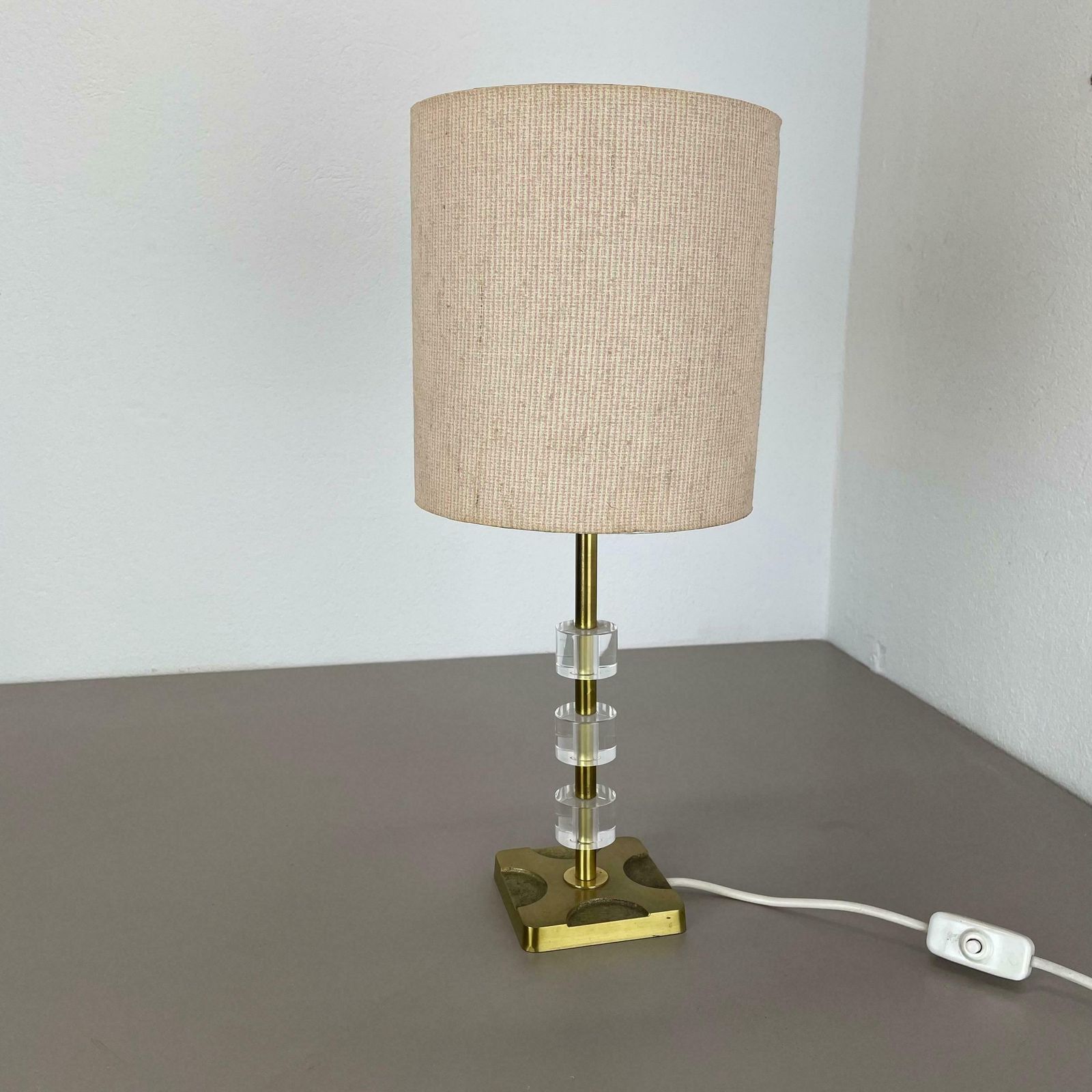 Postmodern Brass And Acryl Glass Cubic Stilnovo Style Table Light, Italy 1970s photo buy