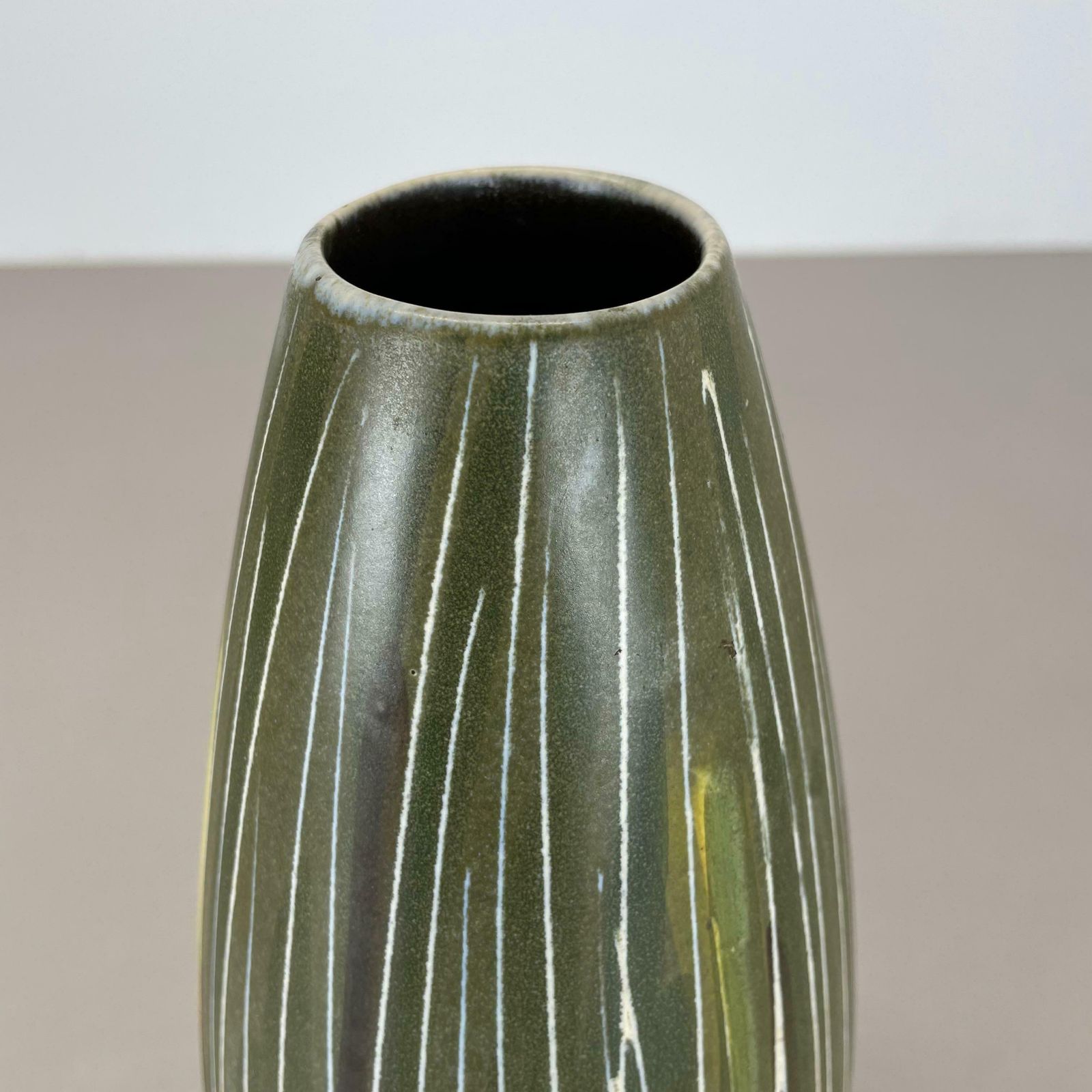Rare Lovely Pottery Fat Lava "Lines" Vase By übelacker Ceramics, Germany, 1970 photo vintage
