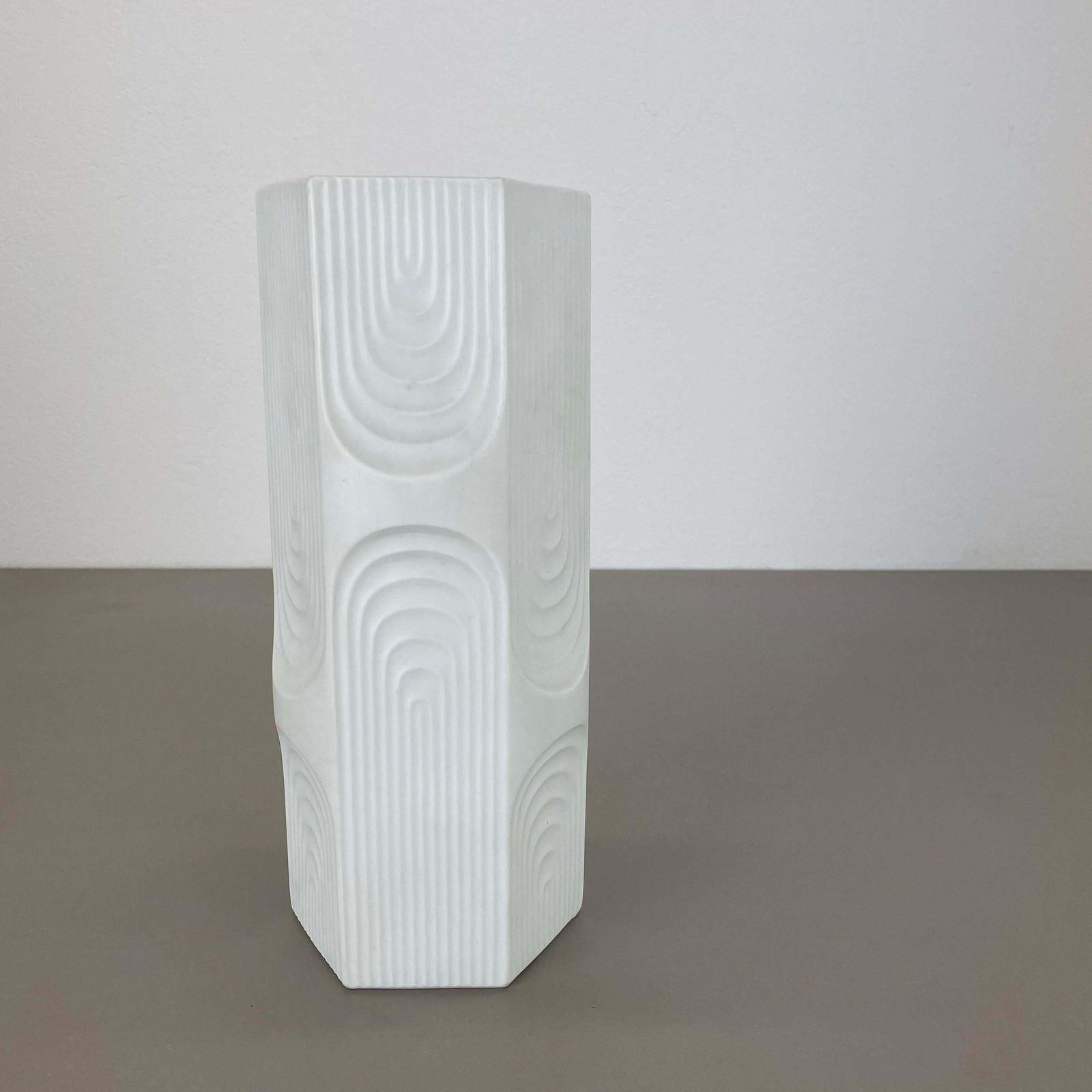 Large 30cm Op Art Biscuit Porcelain German Vase Made By Ak Kaiser, Germany 1970s photo for sale