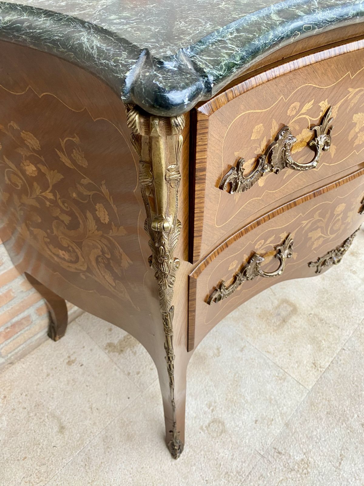 French Louis XV Style Bombé Satinwood Marquetry & Ormolu Mounted Commode photo buy