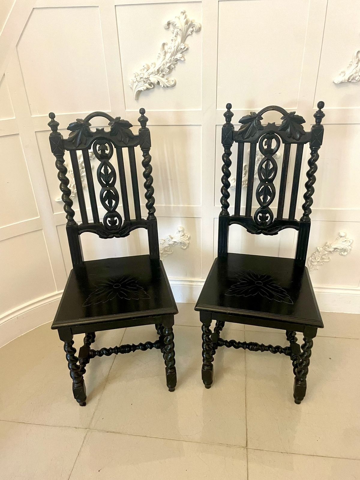 photo furniture Pair Of Antique 19th Century Quality Carved Ebonised Oak Side Chairs