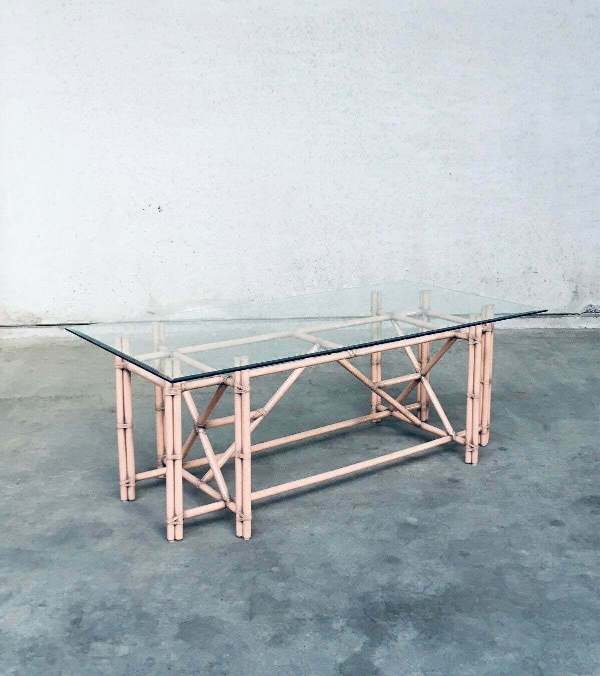 Monumentale Eettafel Met Nep Bamboe En Glazen Blad, In De Stijl Van Mcguire