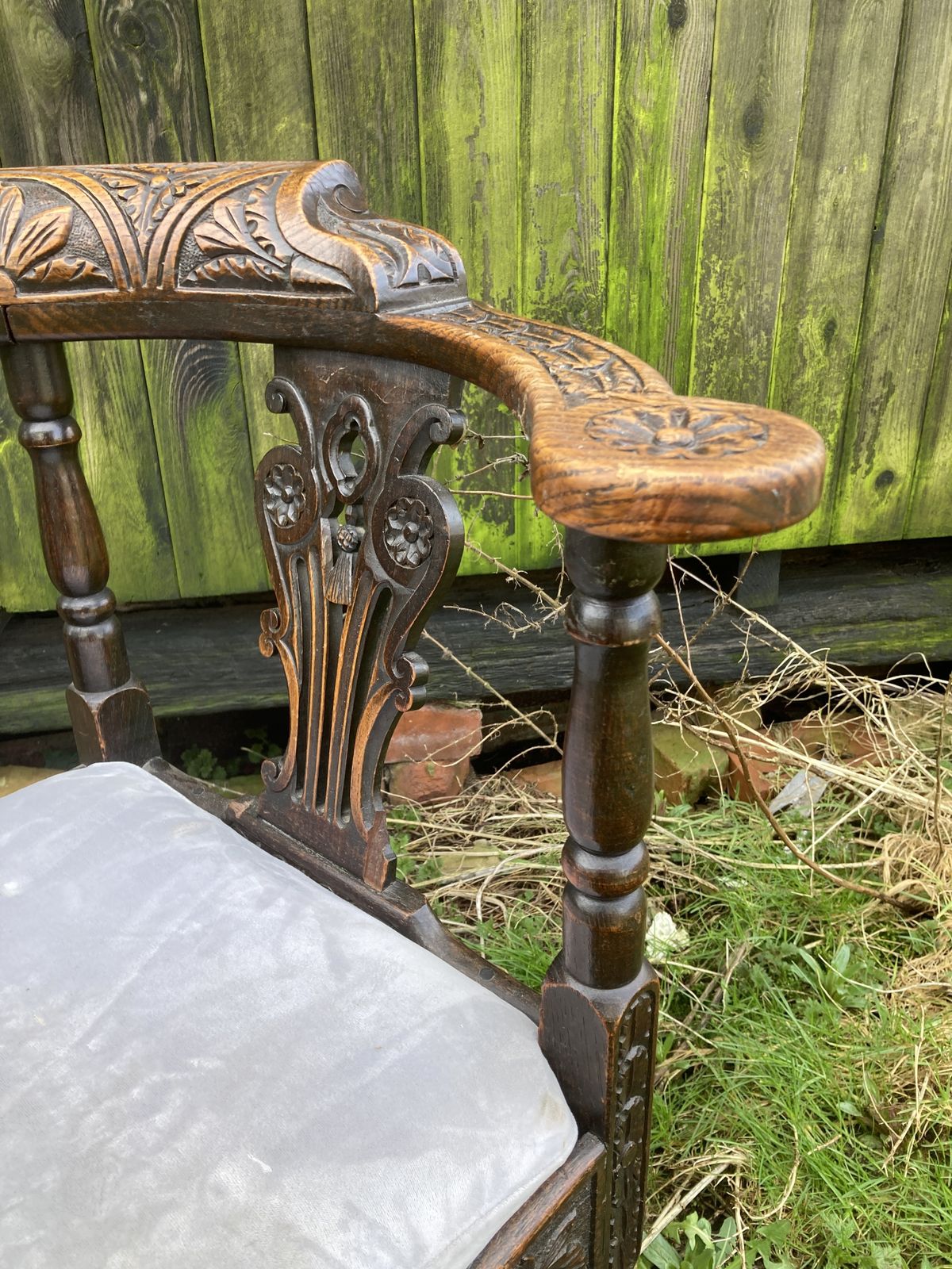 Furniture Pair Of Victorian Carved Corner Chairs photo