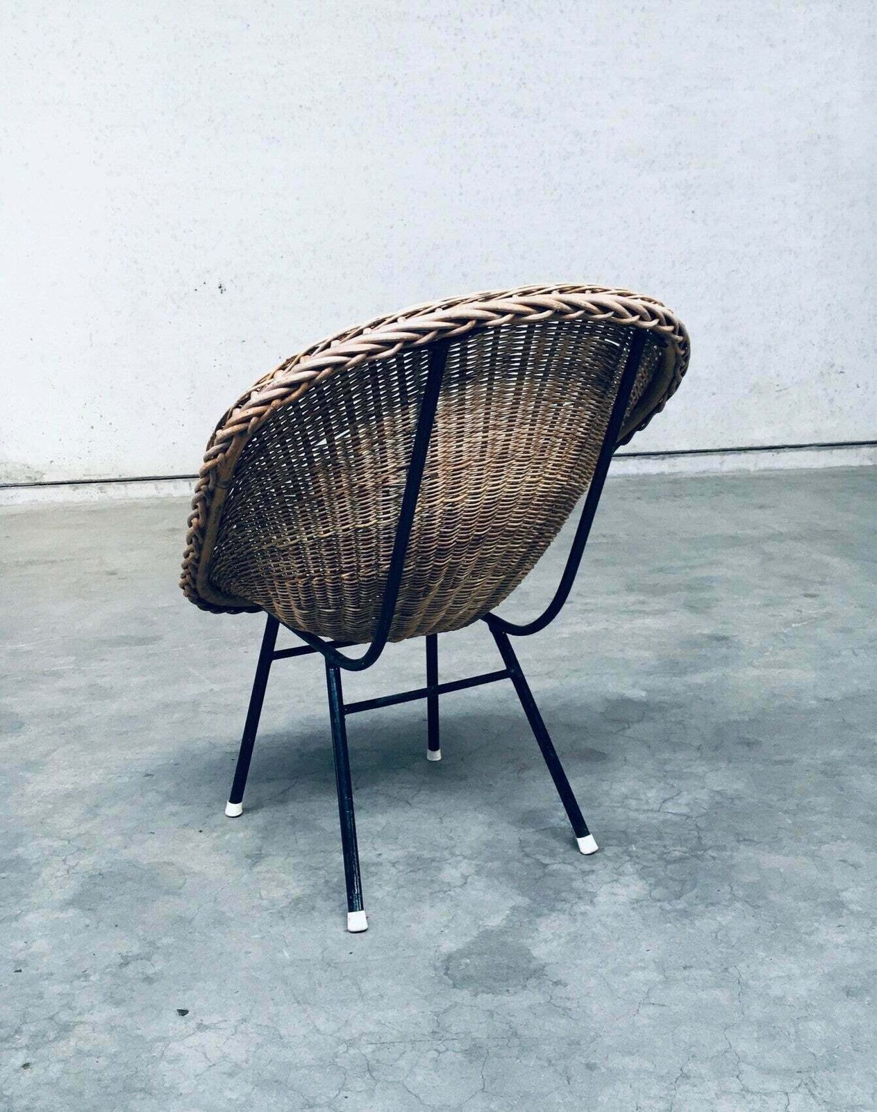 Wicker Lounge Chair In The Style Of Dirk Van Sliedregt For Rohé Noordwolde, Netherlands 1960's photo buy