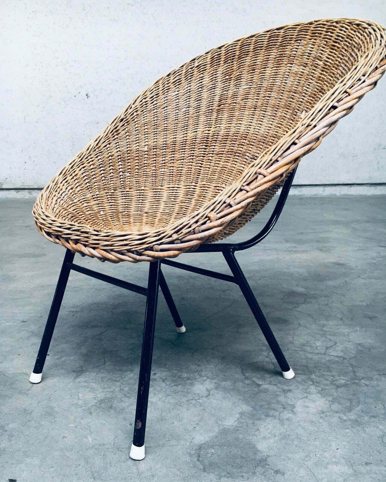 photo for sale Wicker Lounge Chair In The Style Of Dirk Van Sliedregt For Rohé Noordwolde, Netherlands 1960's