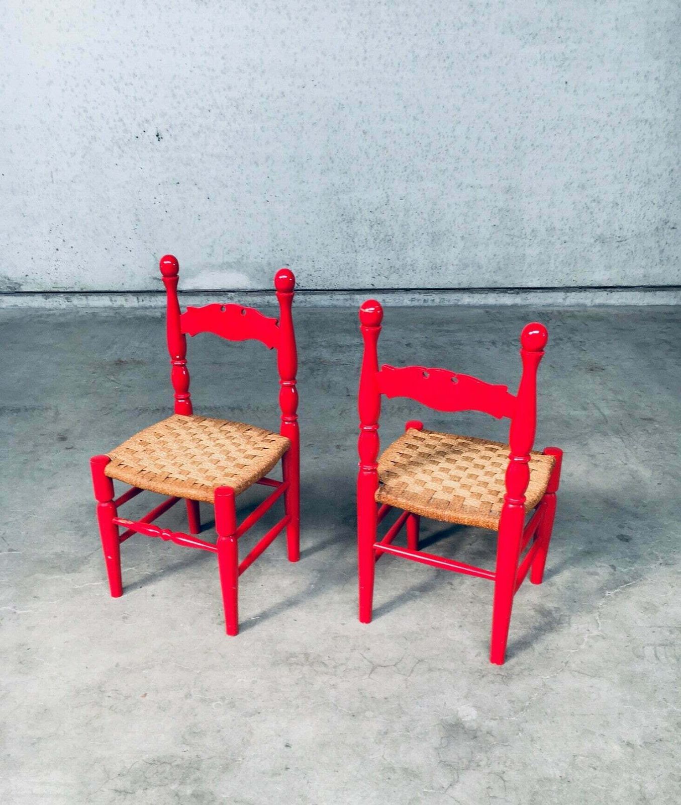 Scandinavische Landelijke Stijl Stoelen In Rood, Zweden Ca. Jaren 1960 photo vintage