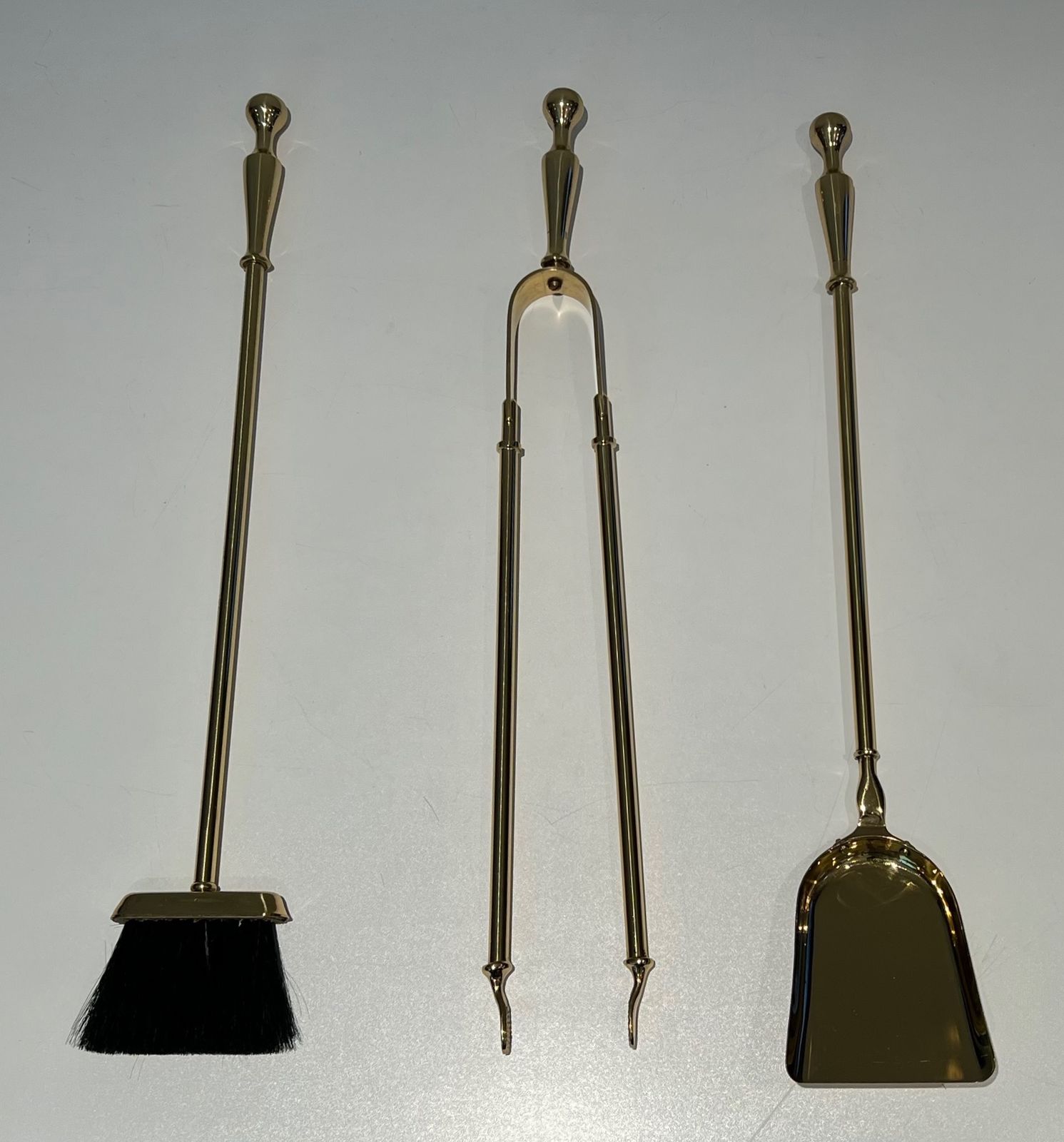 Neoclassical Style Brass Fire Kit photo vinterior