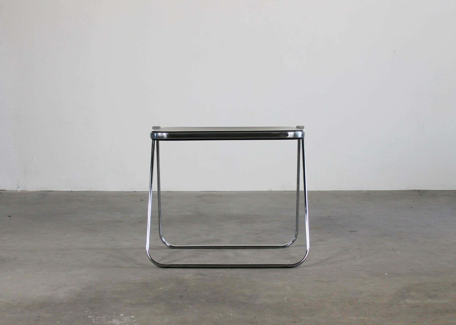 Giancarlo Piretti Platone Folding Table In Steel And Black Polyurethane 1970s photo Furniture