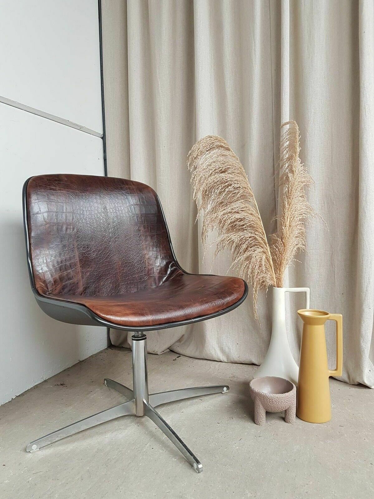 Vtg Mid Century Modernist Chrome Leather Swivel Chair By Charles Pollock