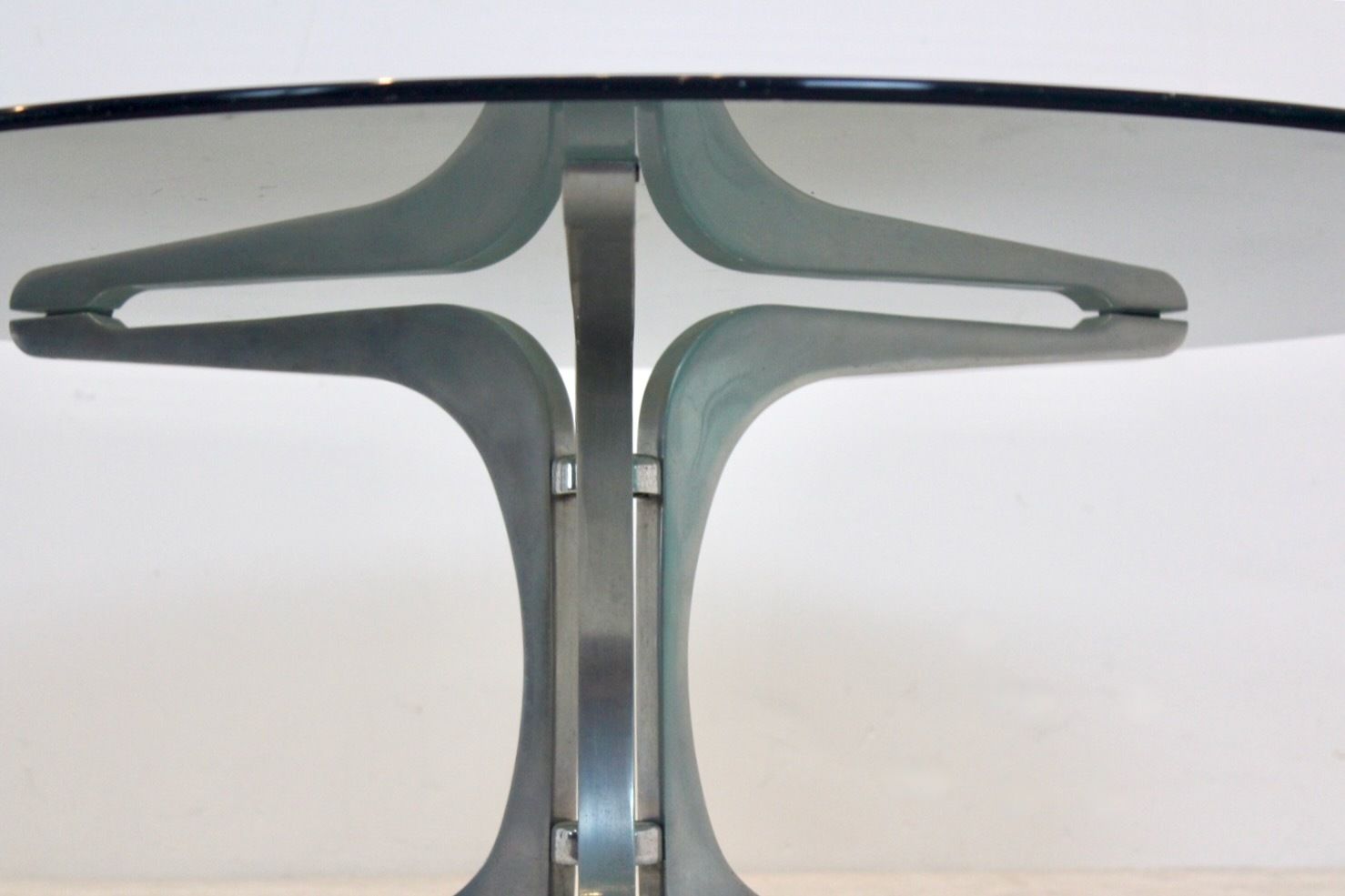Artifort Smoked Glass And Aluminum Round Coffee Table photo vinterior
