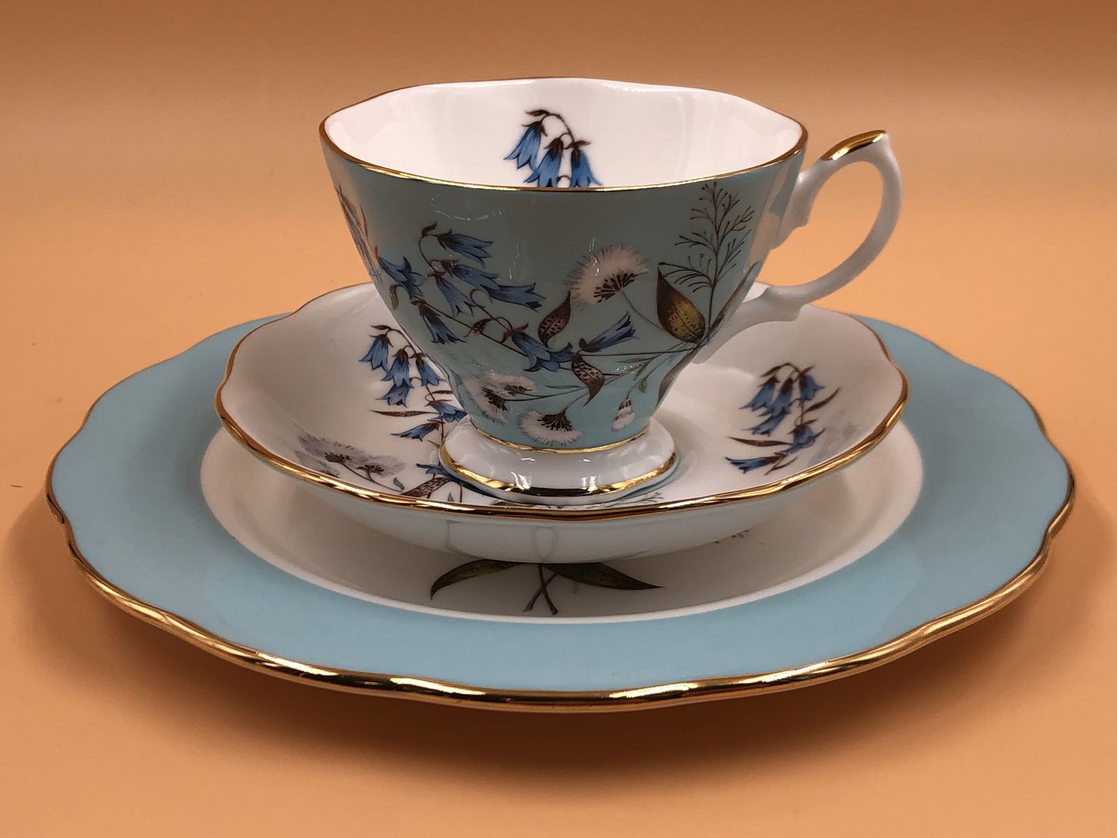 photo vinterior Royal Albert China 100 Years Festival Design Tea Cup, Saucer & Side Plate Trio Boxed.