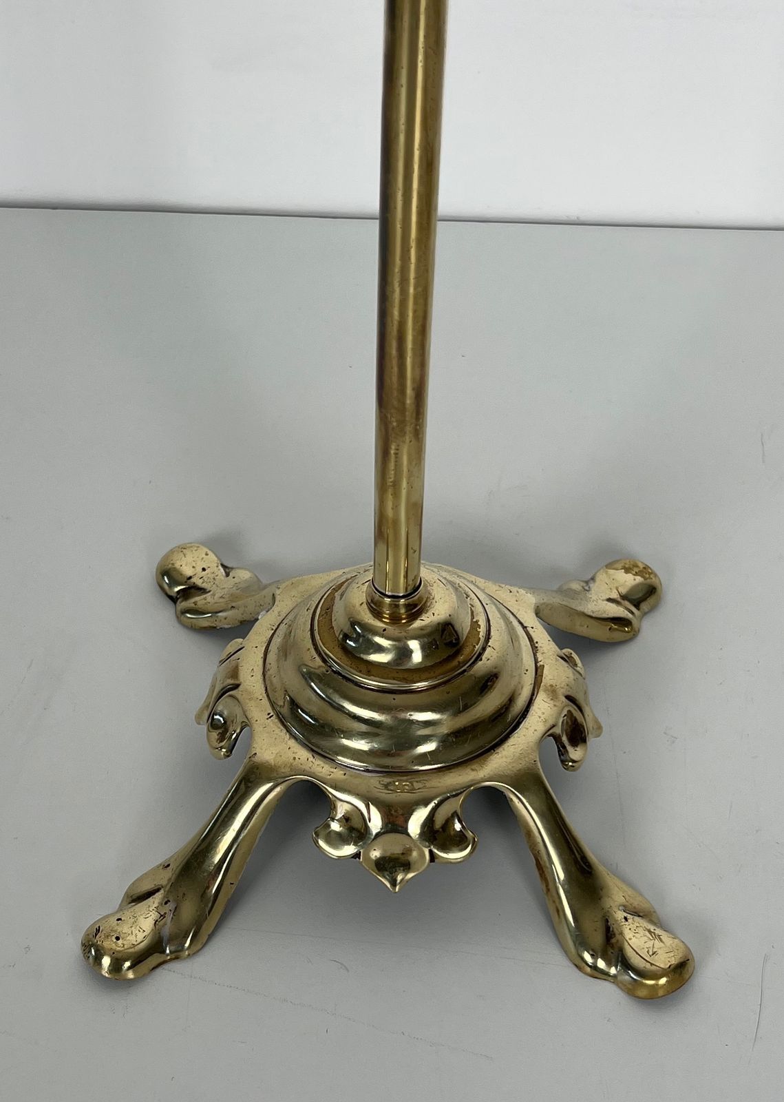 photo furniture Neoclassical Style Brass Fire Kit