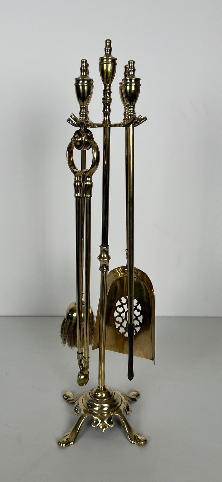 Home Fixtures Neoclassical Style Brass Fire Kit photo