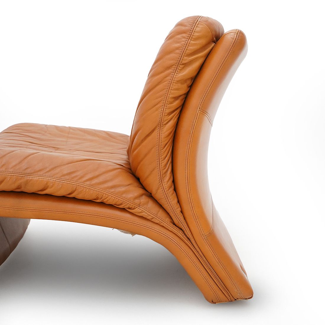 “Selene” Leather Armchairs By Adalberto Caraceni For B&T, 1970s photo Furniture