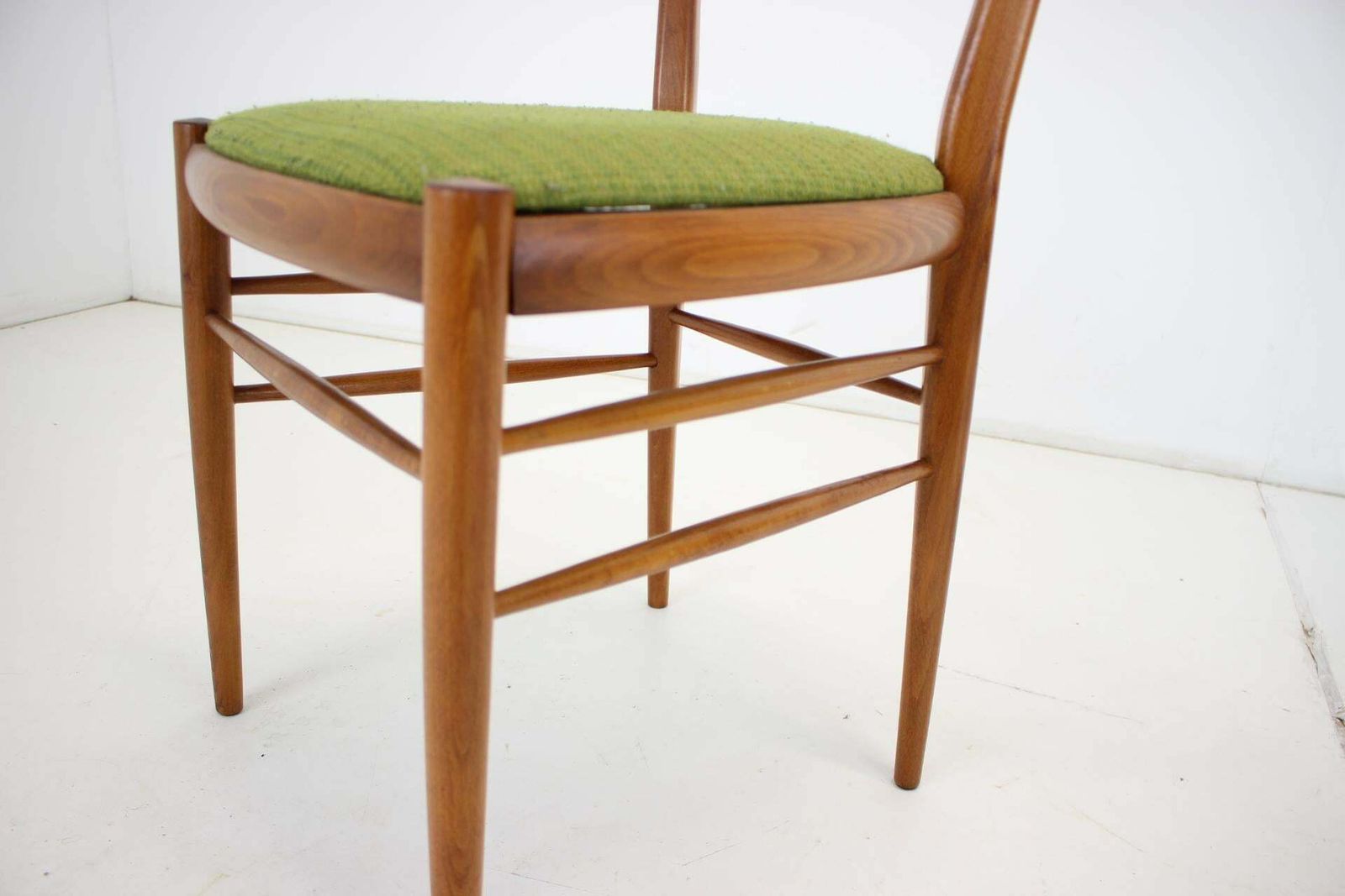 1970s Set Of 4 Dining Chairs By Drevotvar, Czechoslovakia photo Furniture