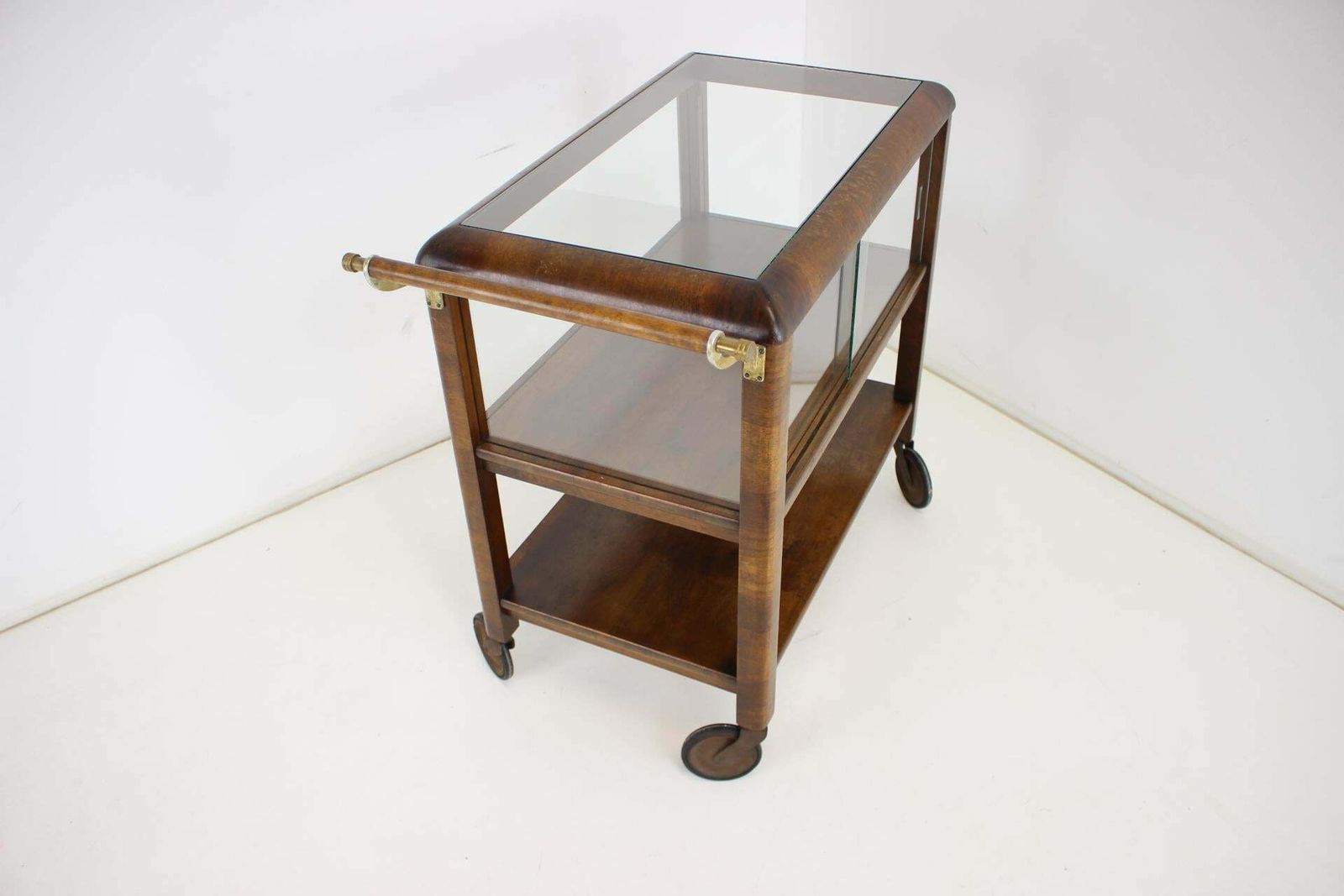 1930s Art Deco Serving Bar/Cart, Czechoslovakia photo vinterior