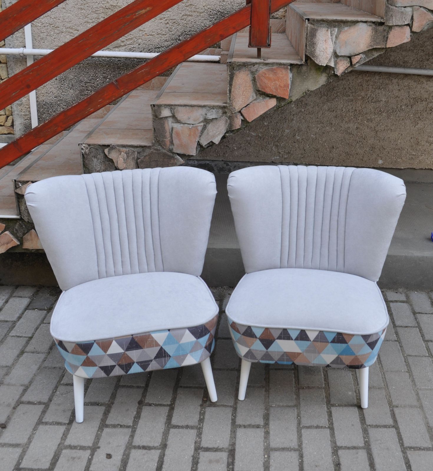 Pair Of Cocktail Chairs Gray And Geometric Shape Fabric photo vinterior