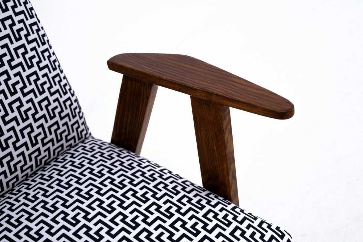 Armchair 366 Designed By Chierowski, Poland, 1960s. photo vinterior