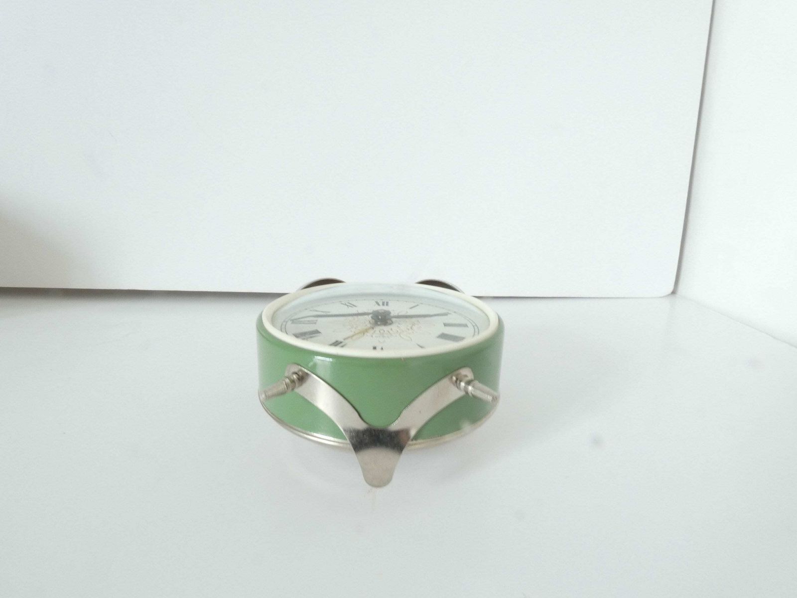Russian Vintage Green Pastel Jantaz Clock. Vintage 1960. Metal Alarm Clock. Loft Deco. Desk Accessory. Clock 60s photo vintage