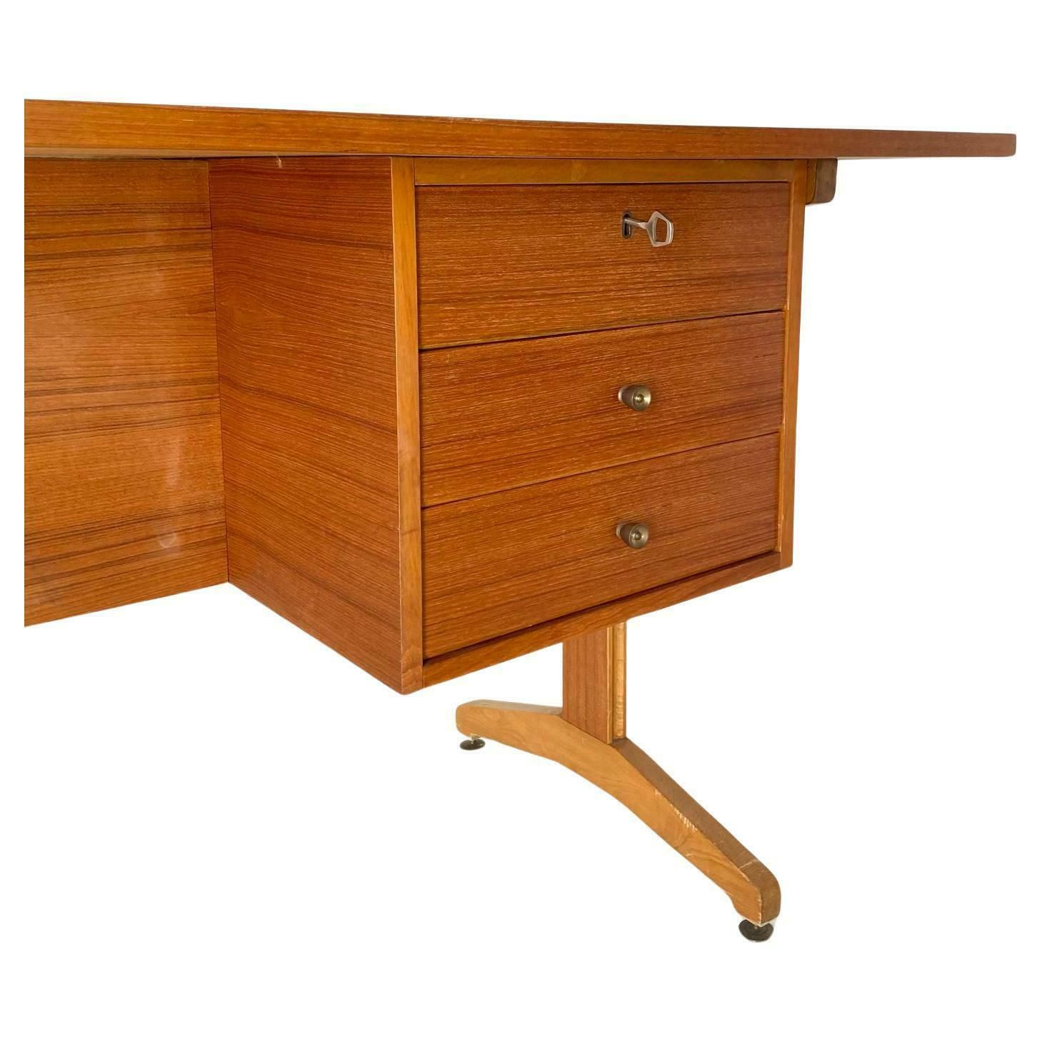 1960s Vintage Teak Desk In The Style Of Gianfranco Frattini photo 1750.0