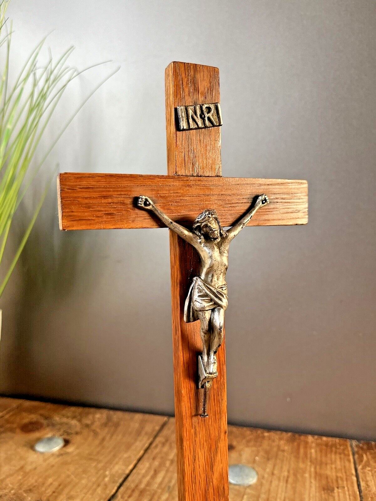 Antique Art Deco Stepped Base Freestanding Oak Altar Crucifix Church Cross Jesus photo vintage