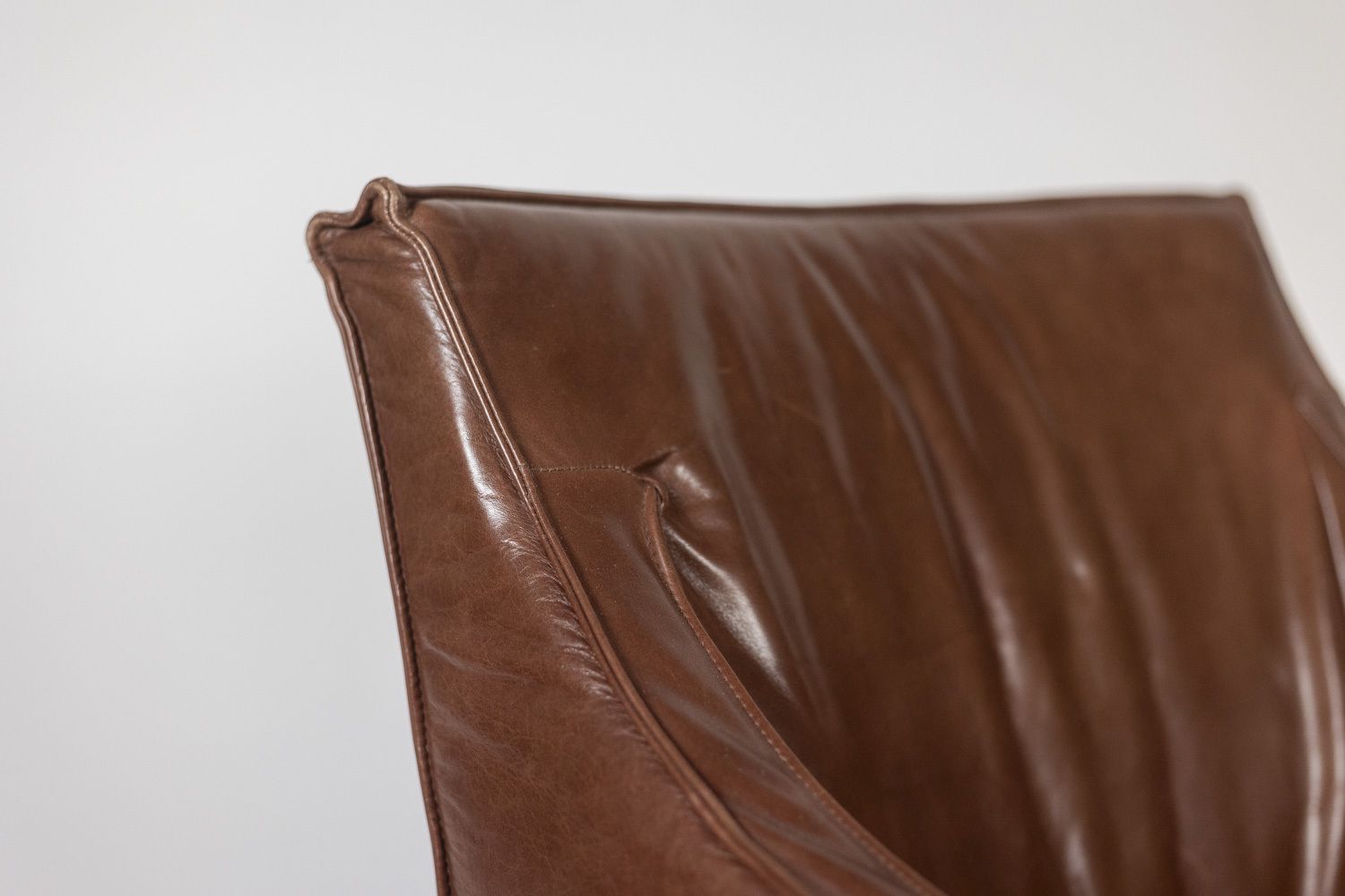 Lintello. Pair Of Armchairs In Camel Leather. 1970s. photo vintage