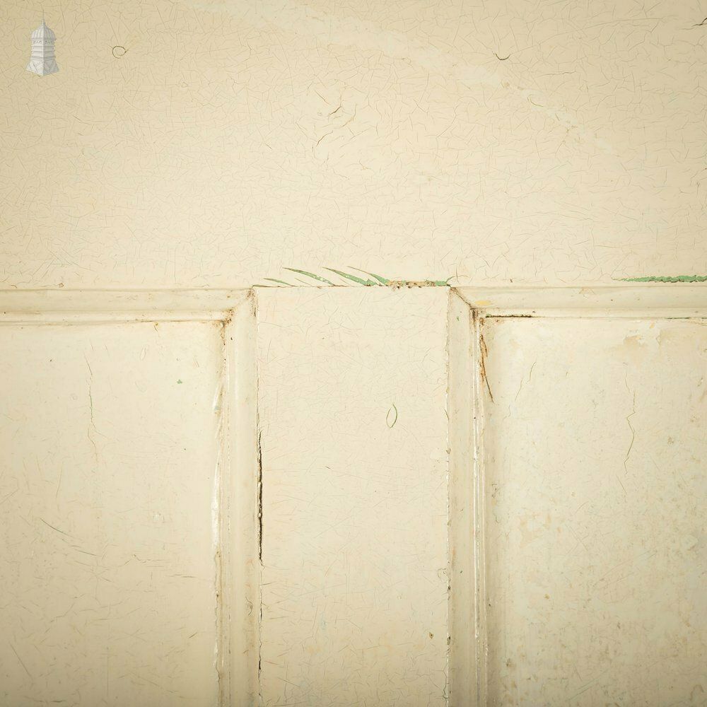 1930’s Style Door, White Painted, 1 Over 3 Panelled Door photo vinterior