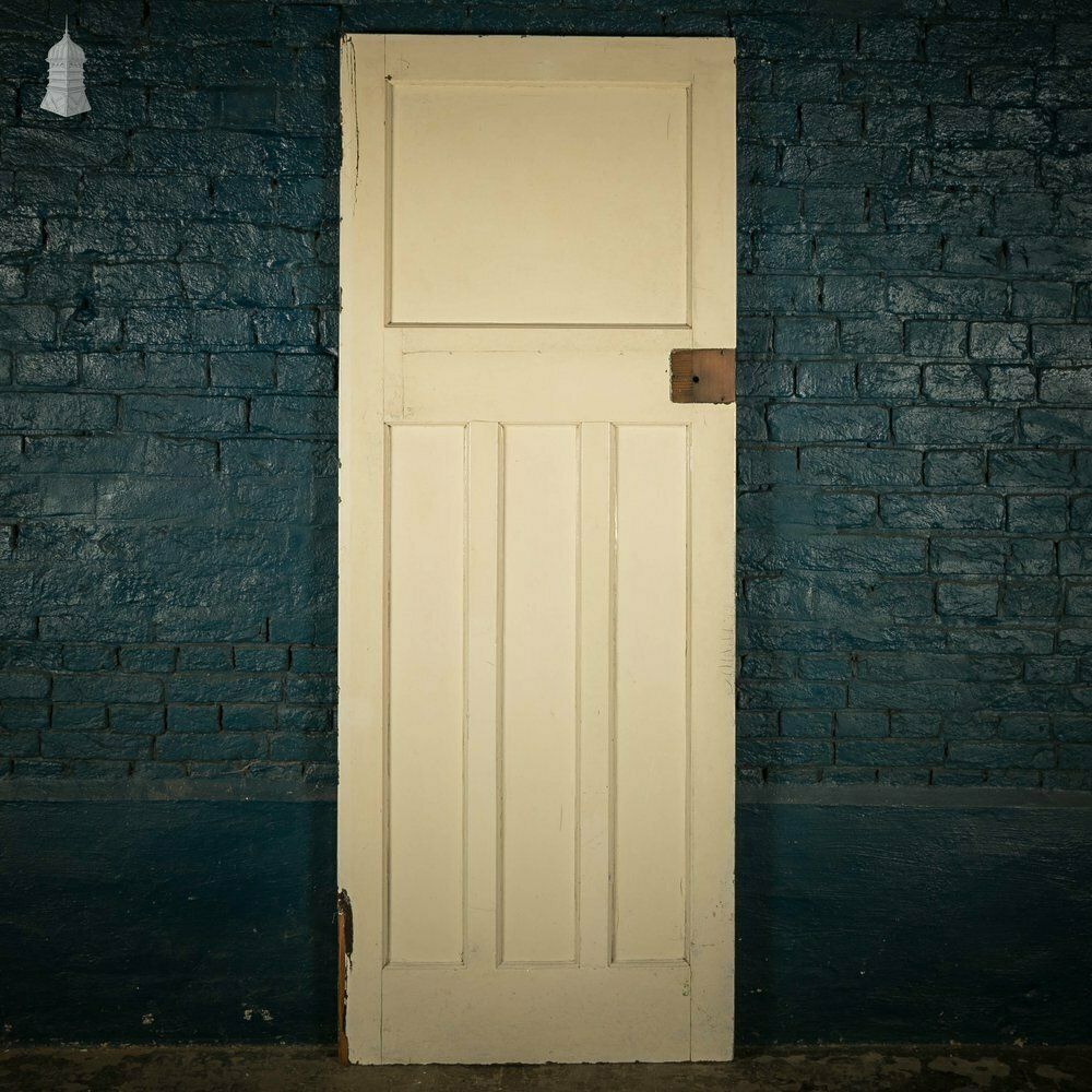 photo furniture 1930’s Style Door, White Painted, 1 Over 3 Panelled Door